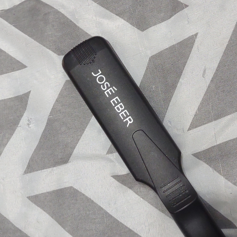 Jose Eber 1,5 wet or dry straightening iron